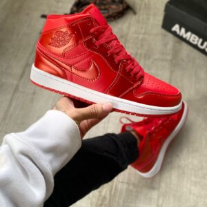 Jordan Retro 1 Charol Red Pomegranate Hombre