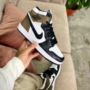 Jordan Retro 1 Hight OG Dark Mocha Hombre